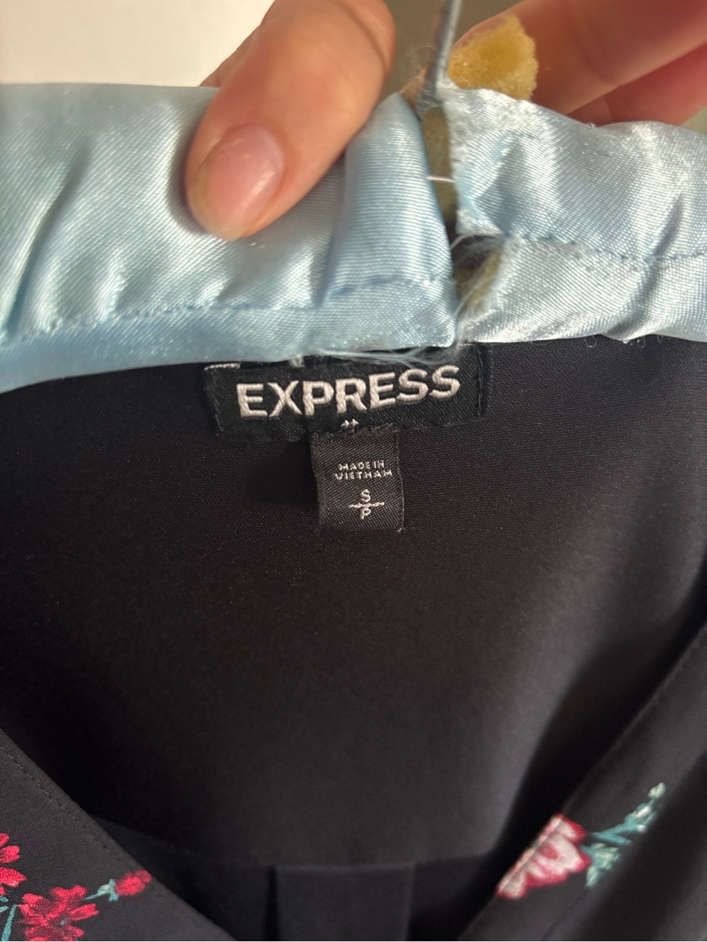 2/20 Express Dress’s! - Picture 7 of 7